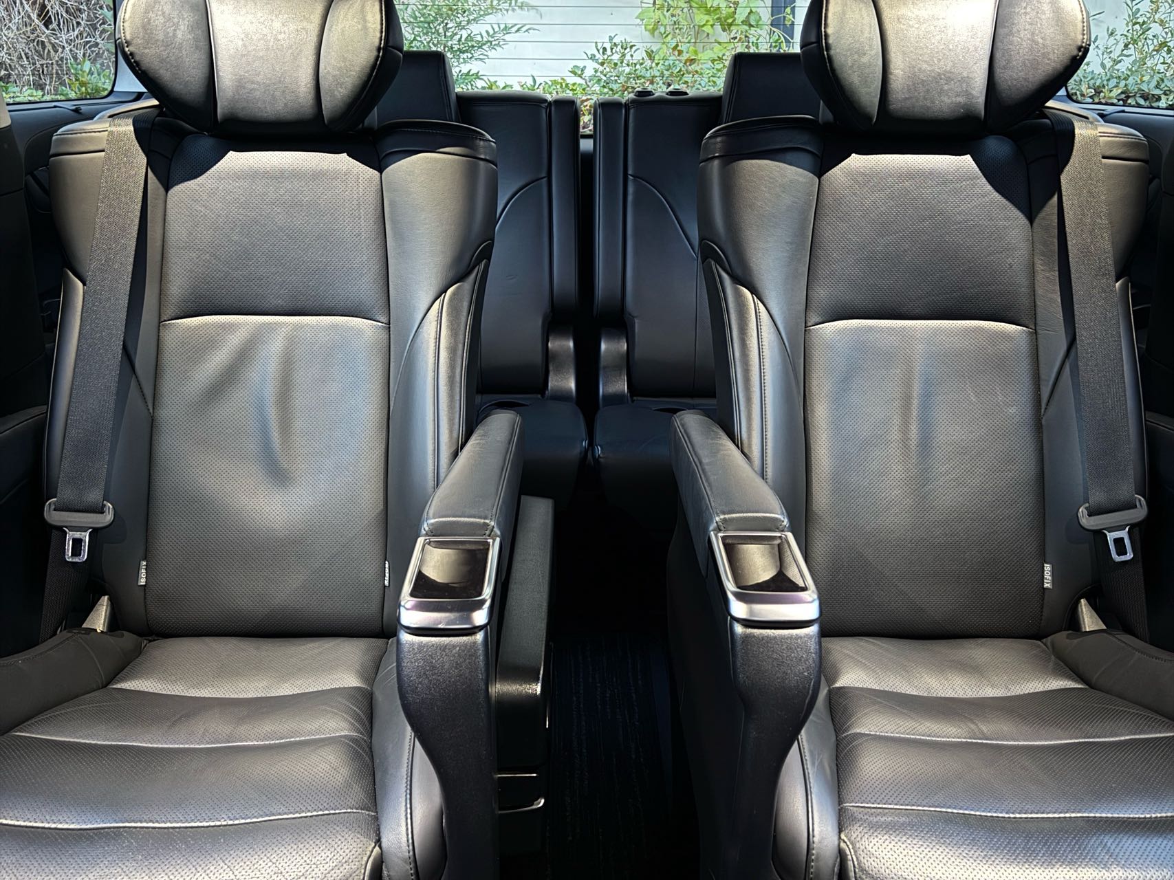 Toyota Alphard photo 4